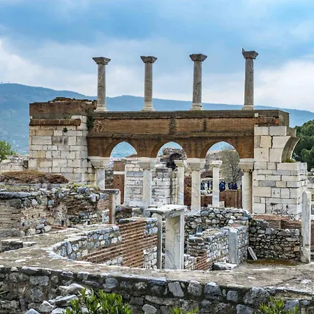 The Pilgrim Ephesus